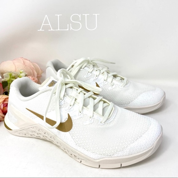 NWT Nike Metcon 4 CHMP Sail Metallic W AUTHENTIC - Picture 4 of 7